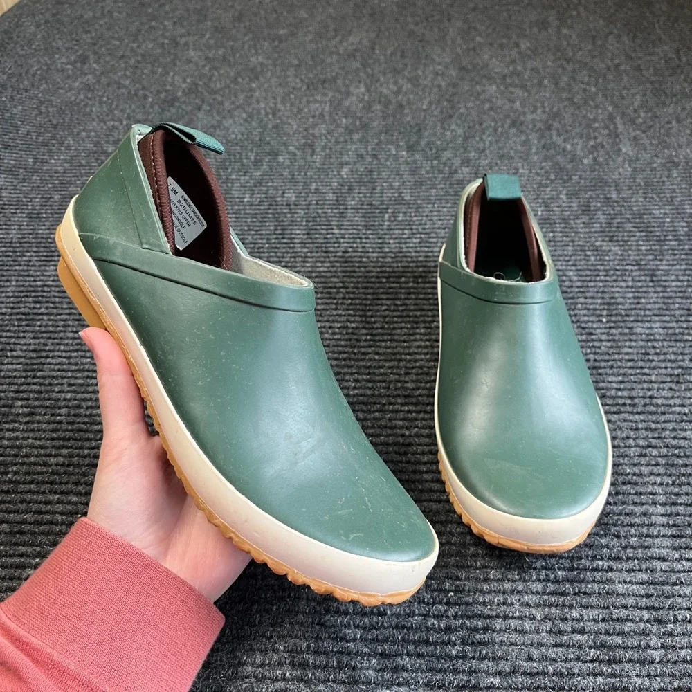 JBU Jambu Bumblebee Garden Ready Shoes mens 7.5 Green Waterproof Rain Clogs